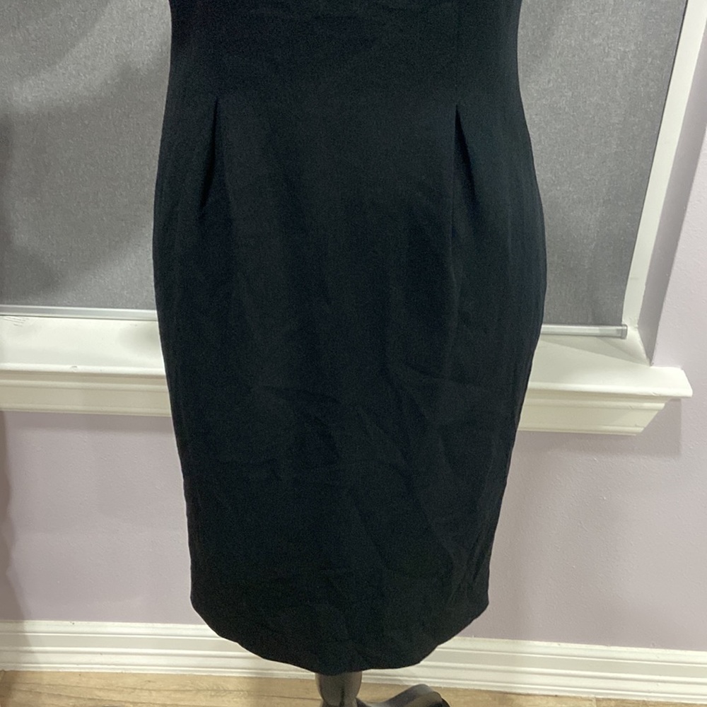Pencil dress 🖤 - Picture 3 of 6